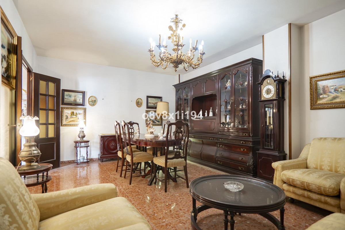 Appartement te koop in Ciudad Jardín | 7 slaapkamers H5352583
