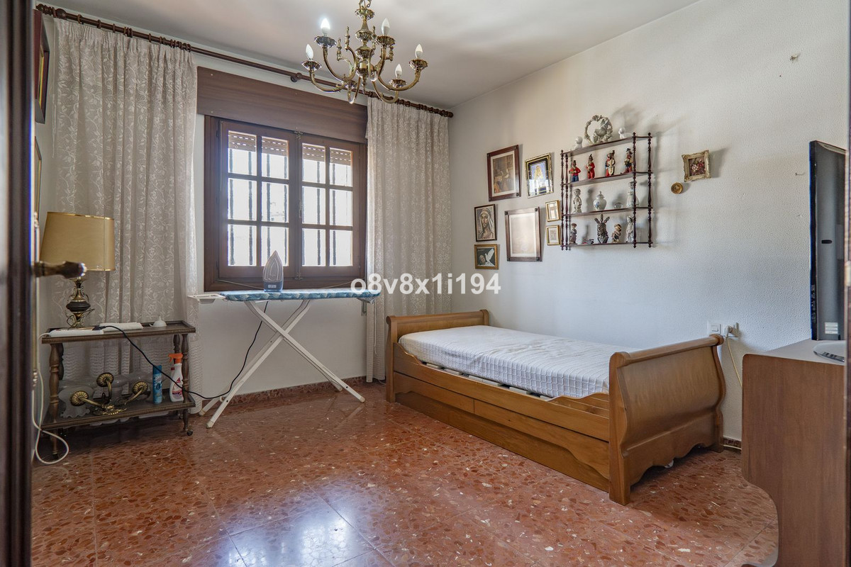 Appartement te koop in Ciudad Jardín | 7 slaapkamers H5352583