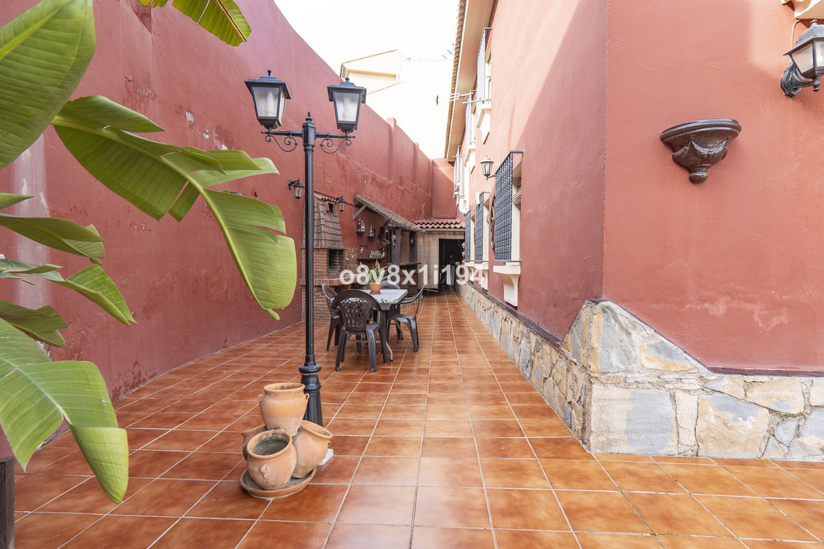 Appartement te koop in Ciudad Jardín | 7 slaapkamers H5352583