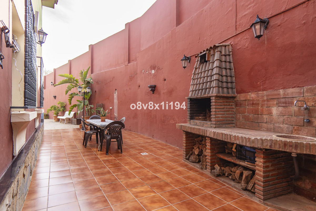 Appartement te koop in Ciudad Jardín | 7 slaapkamers H5352583