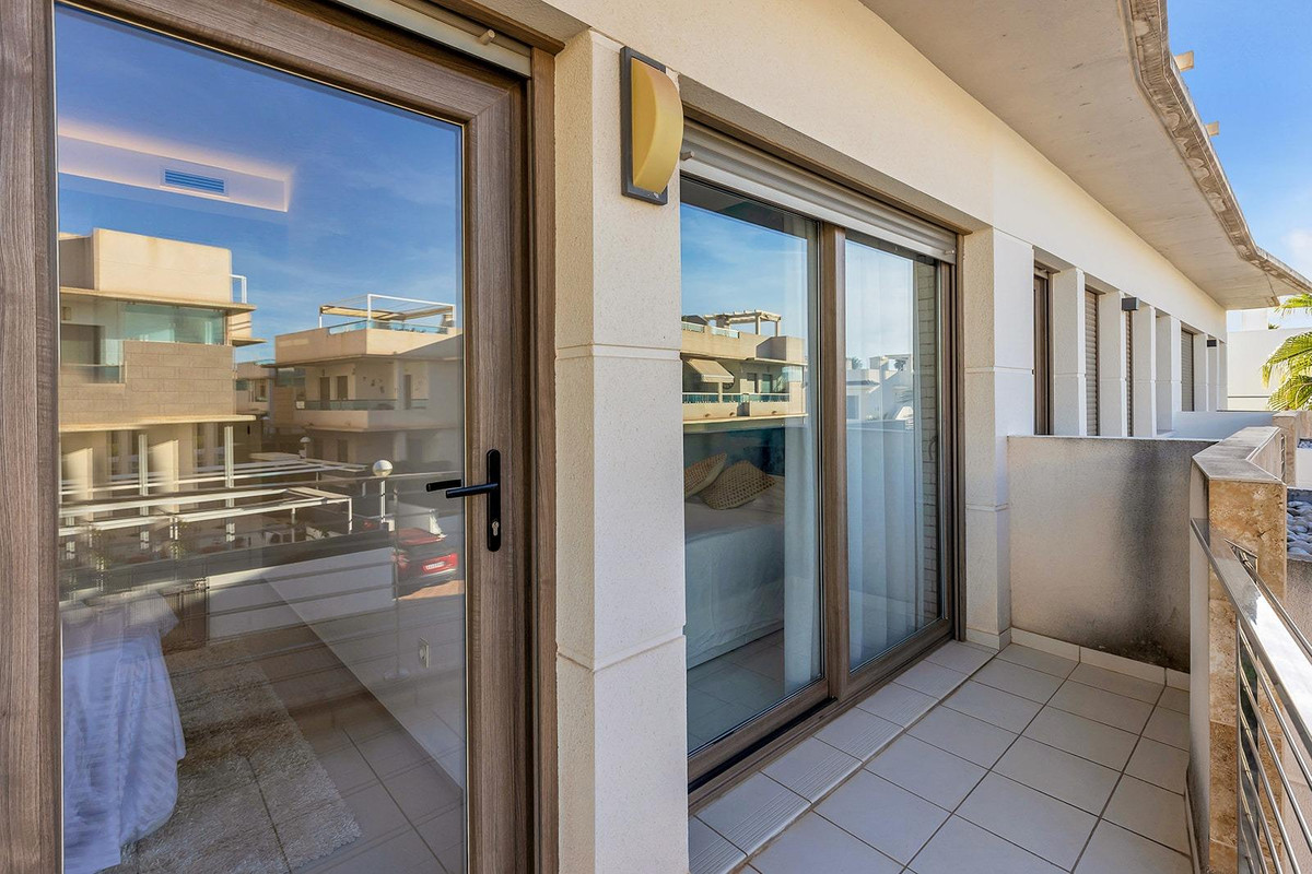 Duplex te koop in Ciudad Quesada | 3 slaapkamers H5227990