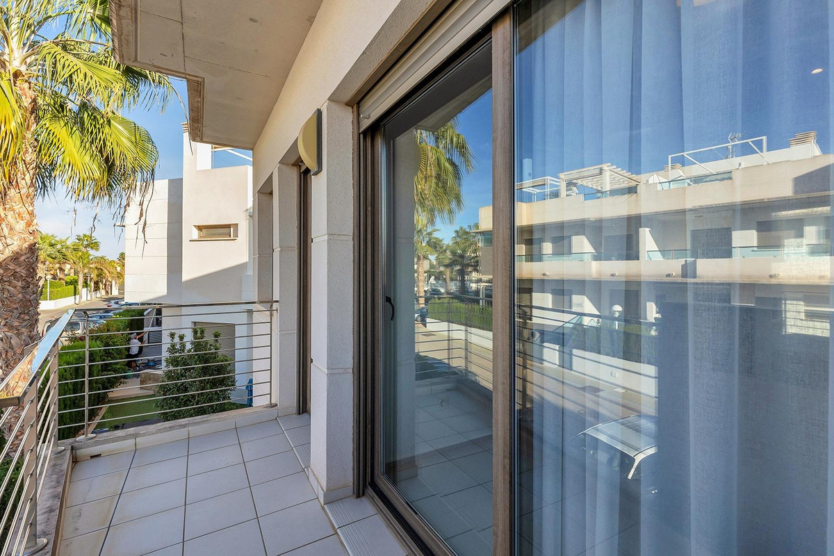 Duplex te koop in Ciudad Quesada | 3 slaapkamers H5227990