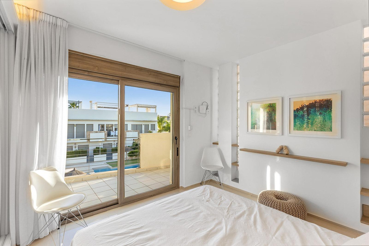 Duplex te koop in Ciudad Quesada | 3 slaapkamers H5227990