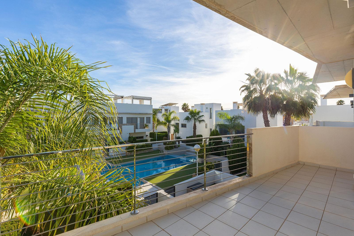 Duplex te koop in Ciudad Quesada | 3 slaapkamers H5227990