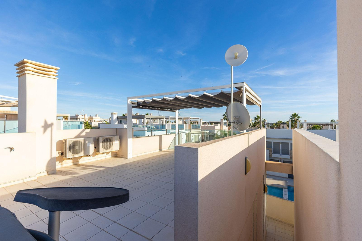 Duplex te koop in Ciudad Quesada | 3 slaapkamers H5227990