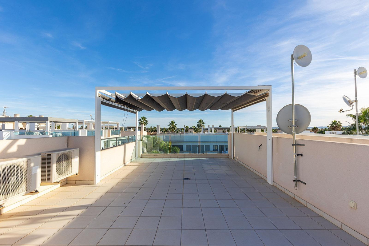 Duplex te koop in Ciudad Quesada | 3 slaapkamers H5227990