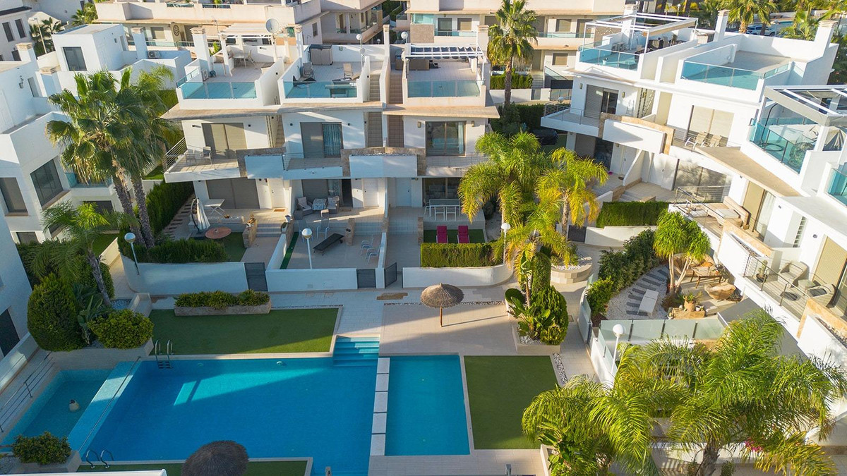 Duplex te koop in Ciudad Quesada | 3 slaapkamers H5227990