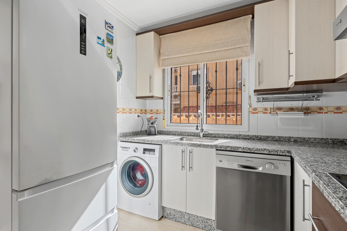 Duplex te koop in Ciudad Quesada | 5 slaapkamers H5304379