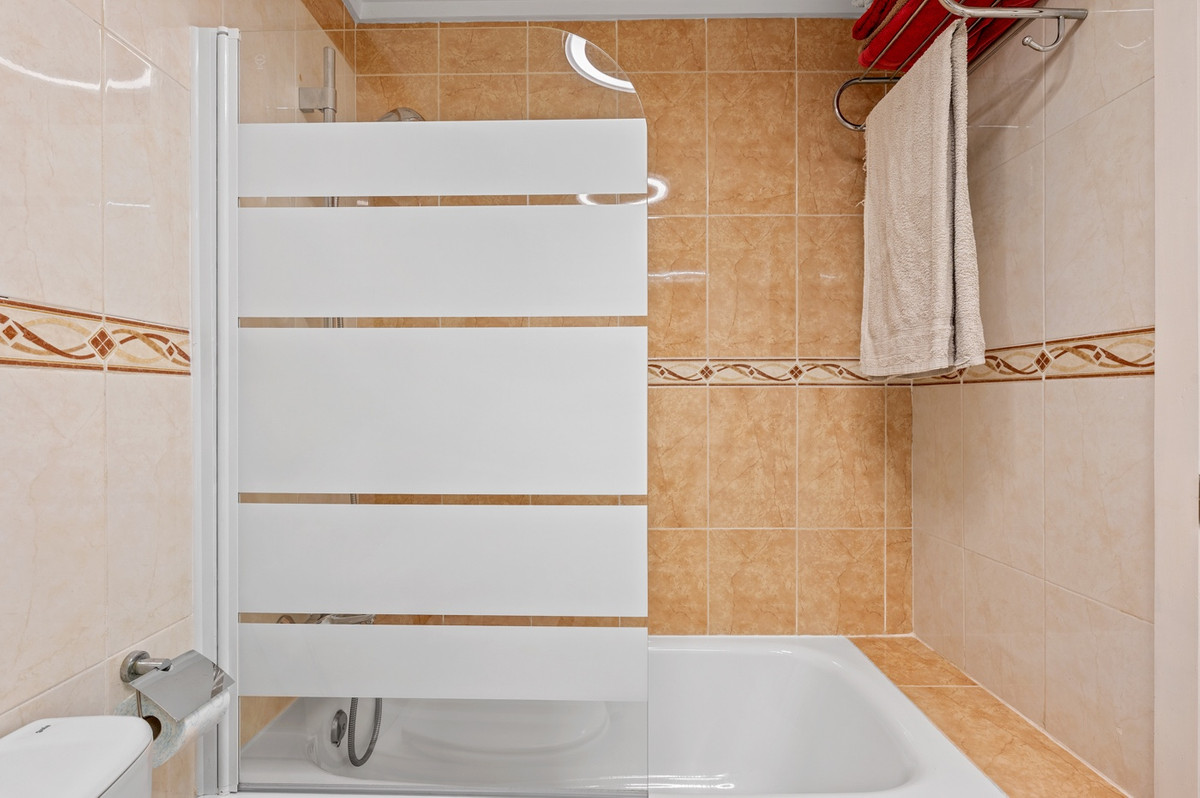 Duplex te koop in Ciudad Quesada | 5 slaapkamers H5304379