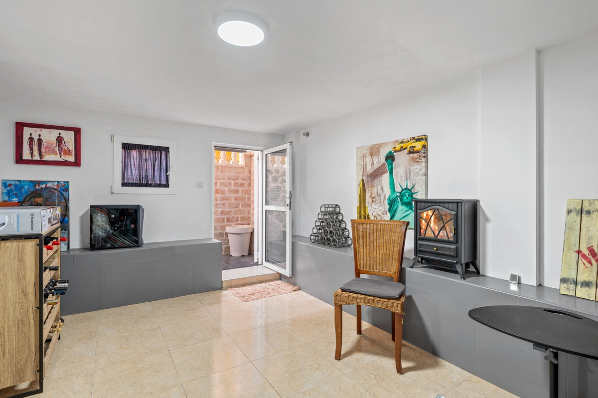 Duplex te koop in Ciudad Quesada | 5 slaapkamers H5304379