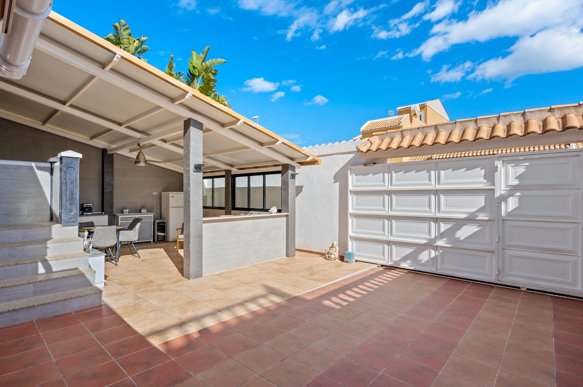 Duplex te koop in Ciudad Quesada | 5 slaapkamers H5304379