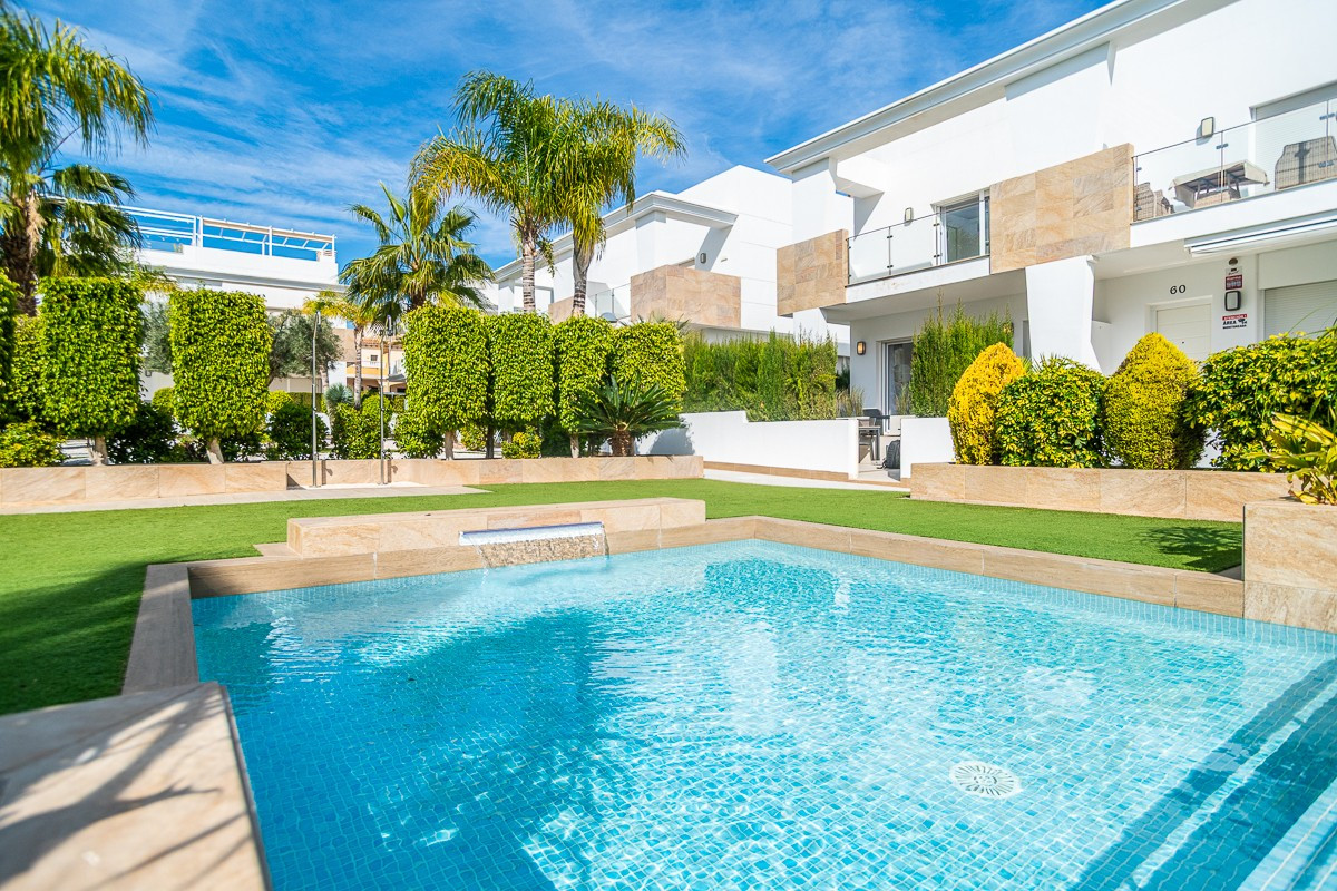 Huis te koop in Ciudad Quesada | 3 slaapkamers H5310490