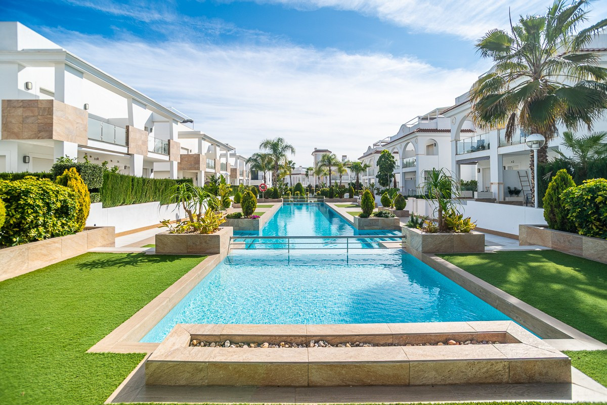 Huis te koop in Ciudad Quesada | 3 slaapkamers H5310490