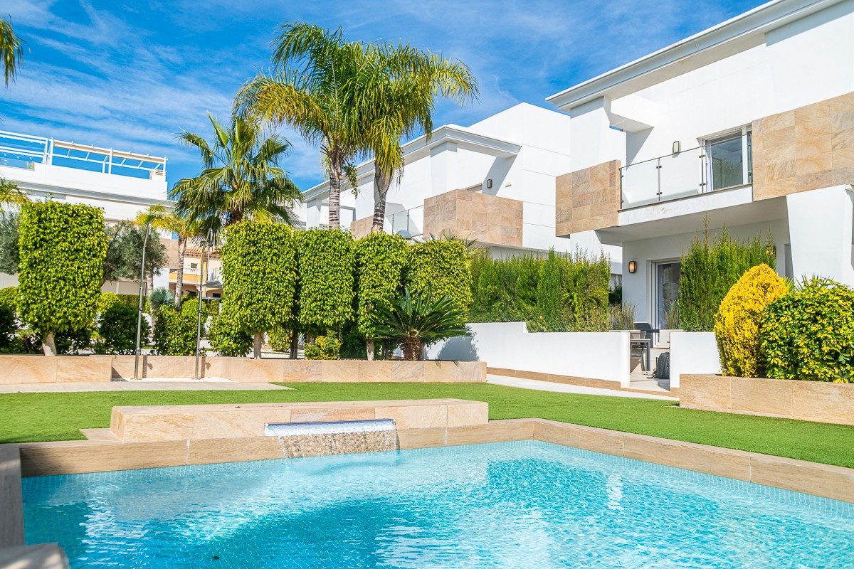 Huis te koop in Ciudad Quesada | 3 slaapkamers H5310490