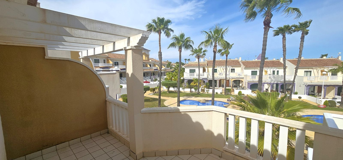 Huis te koop in Ciudad Quesada | 3 slaapkamers H5387989