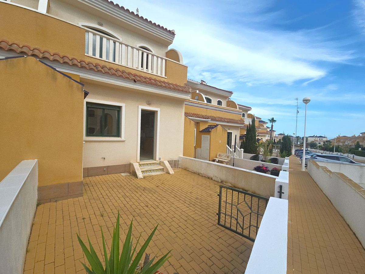 Huis te koop in Ciudad Quesada | 3 slaapkamers H5387989