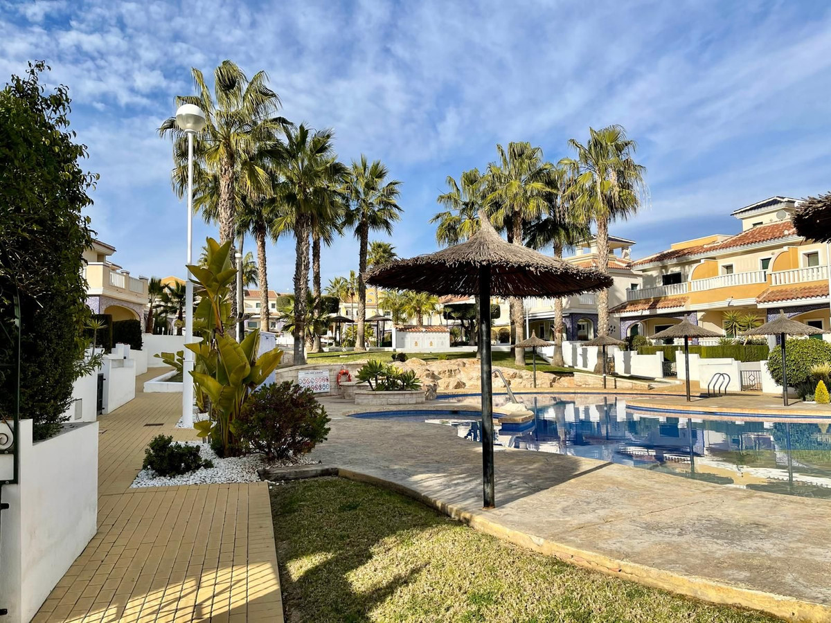 Huis te koop in Ciudad Quesada | 3 slaapkamers H5387989