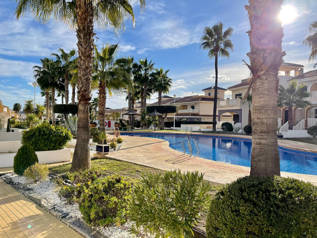 Huis te koop in Ciudad Quesada | 3 slaapkamers H5387989