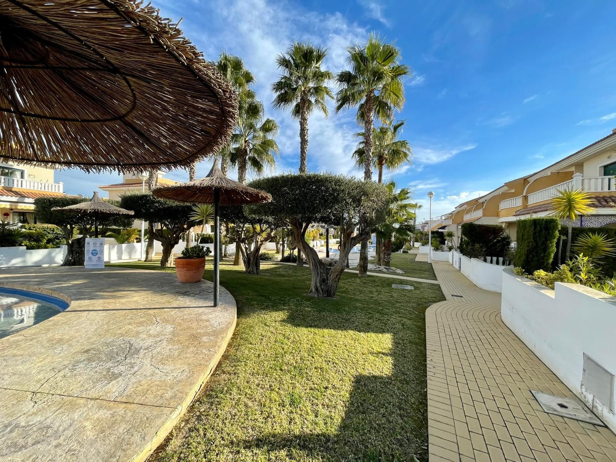 Huis te koop in Ciudad Quesada | 3 slaapkamers H5387989
