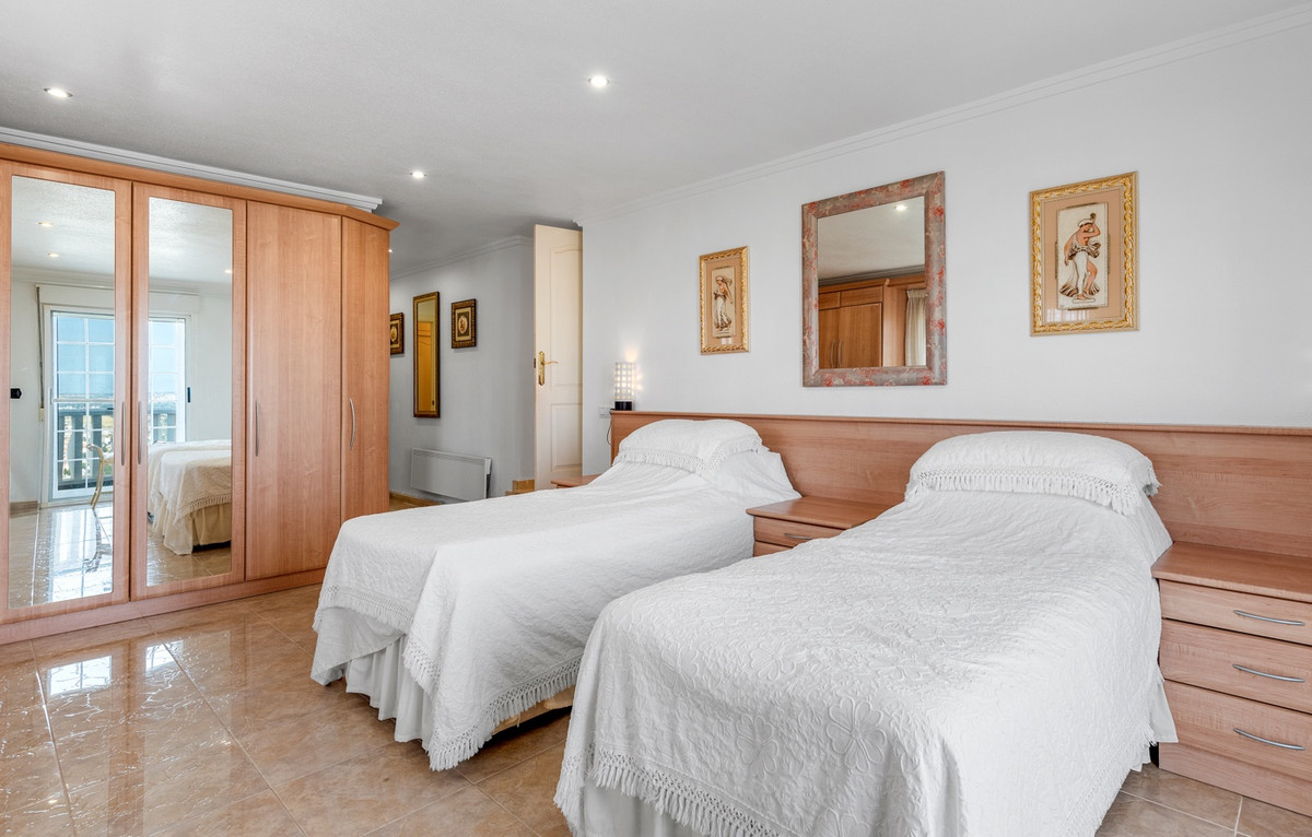Property main view 39