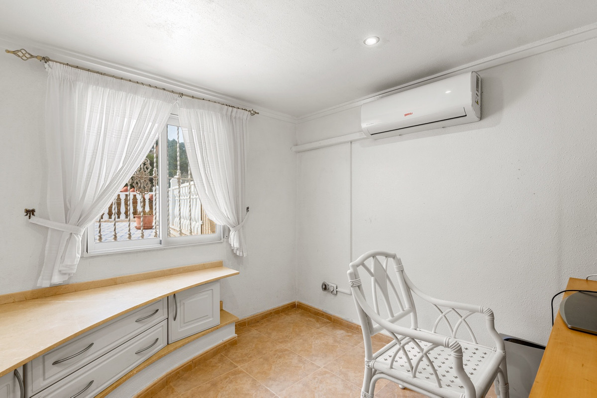 Property main view 50