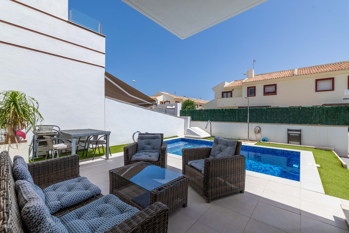 Bungalow te koop in Ciudad Quesada | 3 slaapkamers H5421490