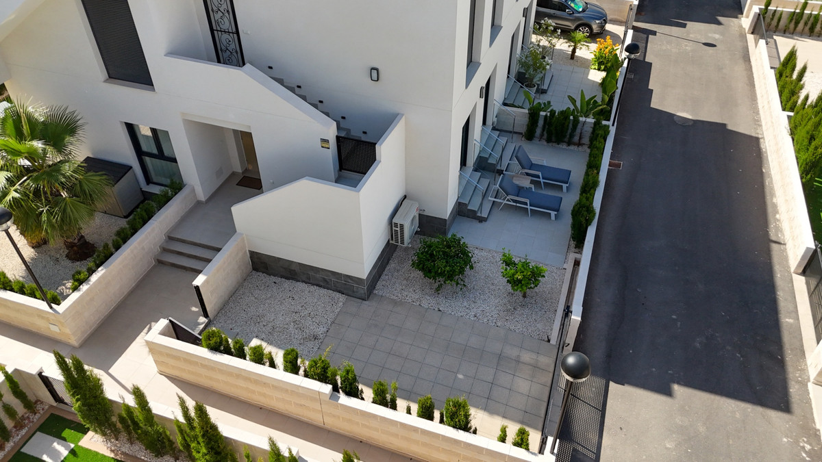 Huis te koop in Ciudad Quesada | 2 slaapkamers H5421736