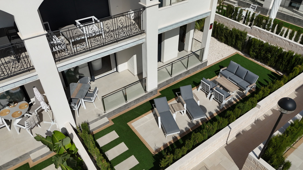 Huis te koop in Ciudad Quesada | 2 slaapkamers H5421736