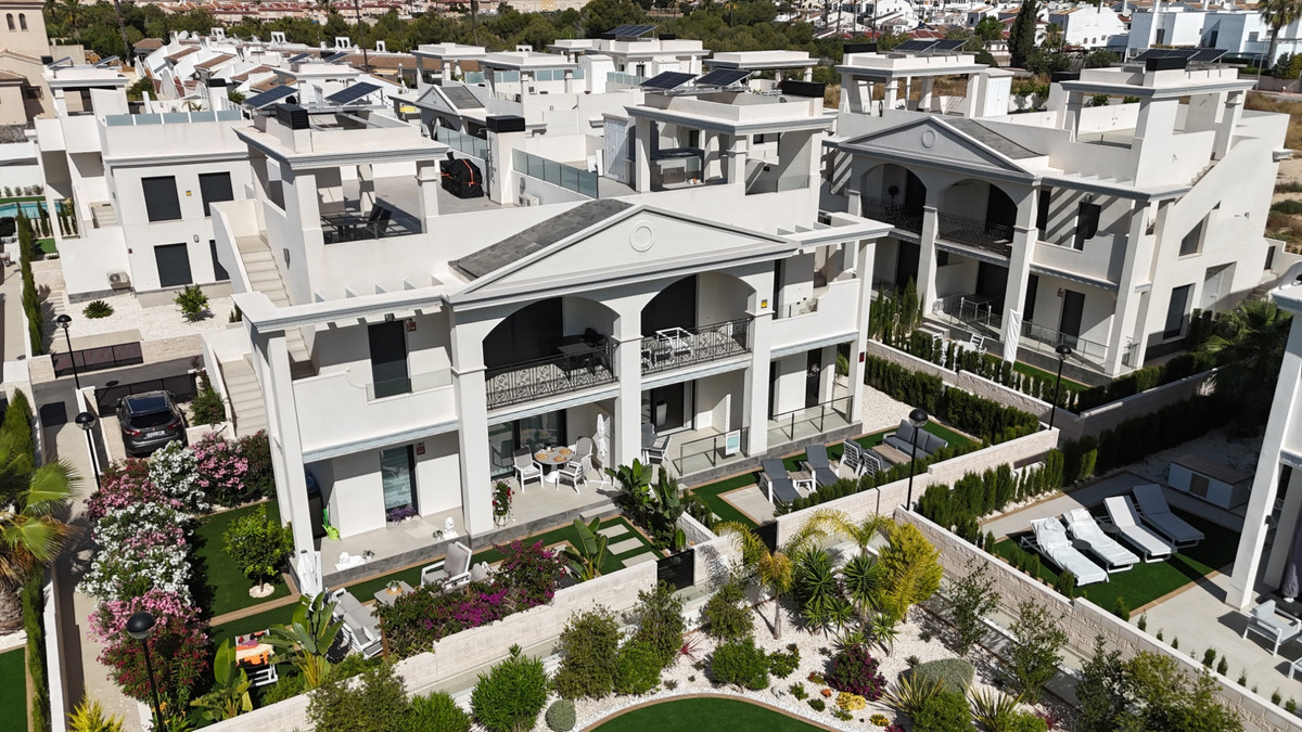 Huis te koop in Ciudad Quesada | 2 slaapkamers H5421736