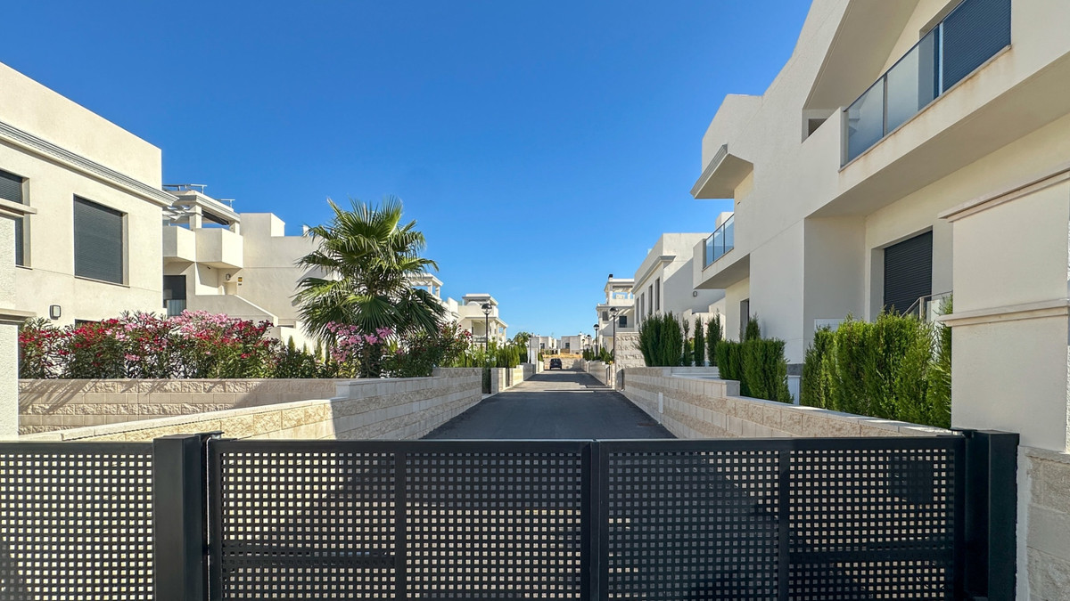 Huis te koop in Ciudad Quesada | 2 slaapkamers H5421736