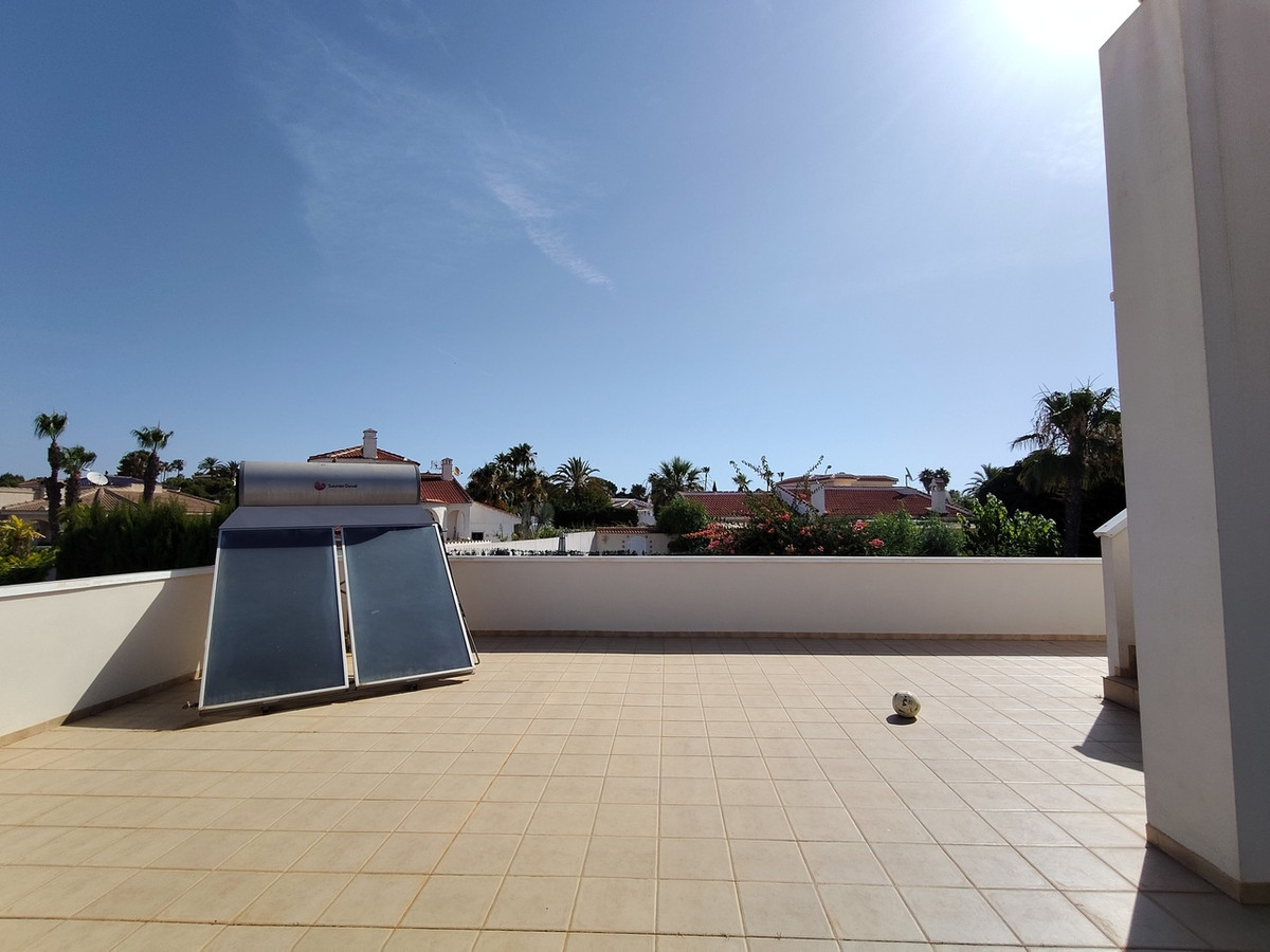Huis te koop in Ciudad Quesada | 4 slaapkamers H5428051