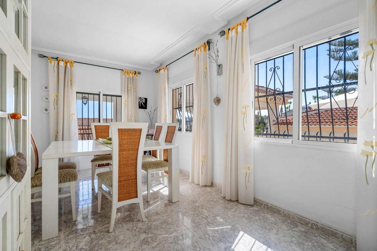 Appartement te koop in Ciudad Quesada | 4 slaapkamers H5429338