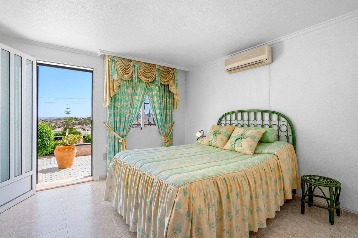 Appartement te koop in Ciudad Quesada | 4 slaapkamers H5429338