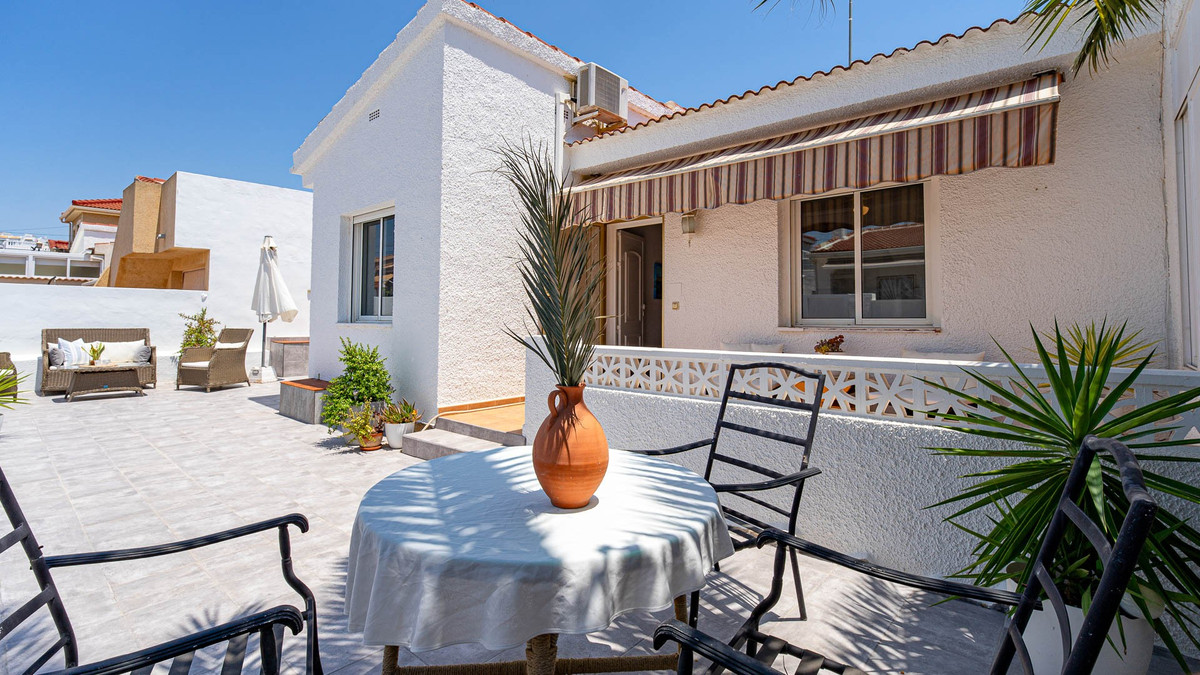 Anders te koop in Ciudad Quesada | 2 slaapkamers H5432467
