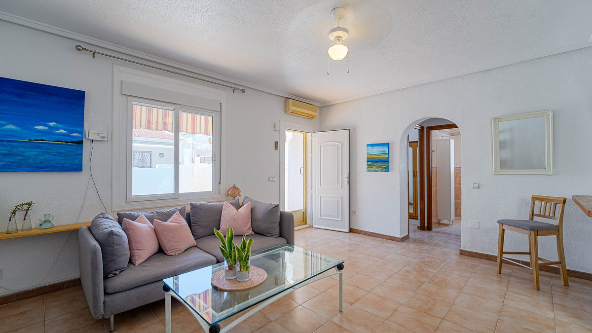 Anders te koop in Ciudad Quesada | 2 slaapkamers H5432467