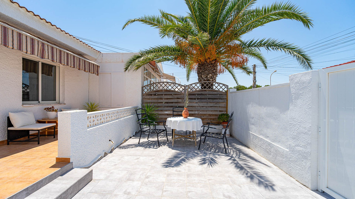 Anders te koop in Ciudad Quesada | 2 slaapkamers H5432467