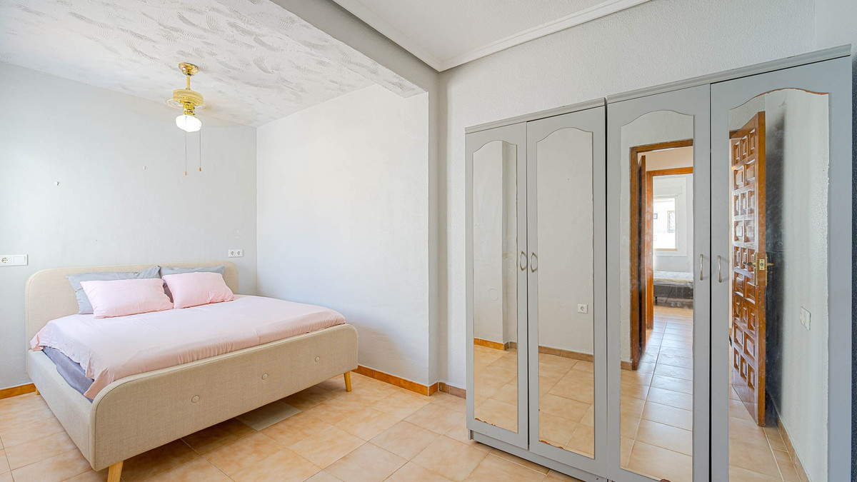 Anders te koop in Ciudad Quesada | 2 slaapkamers H5432467