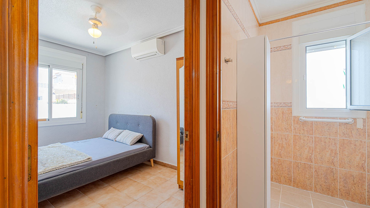 Anders te koop in Ciudad Quesada | 2 slaapkamers H5432467