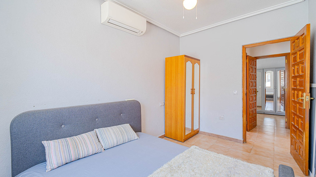 Anders te koop in Ciudad Quesada | 2 slaapkamers H5432467