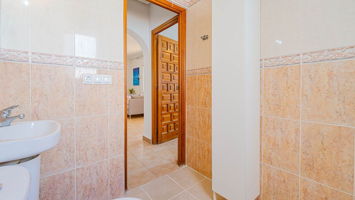 Anders te koop in Ciudad Quesada | 2 slaapkamers H5432467