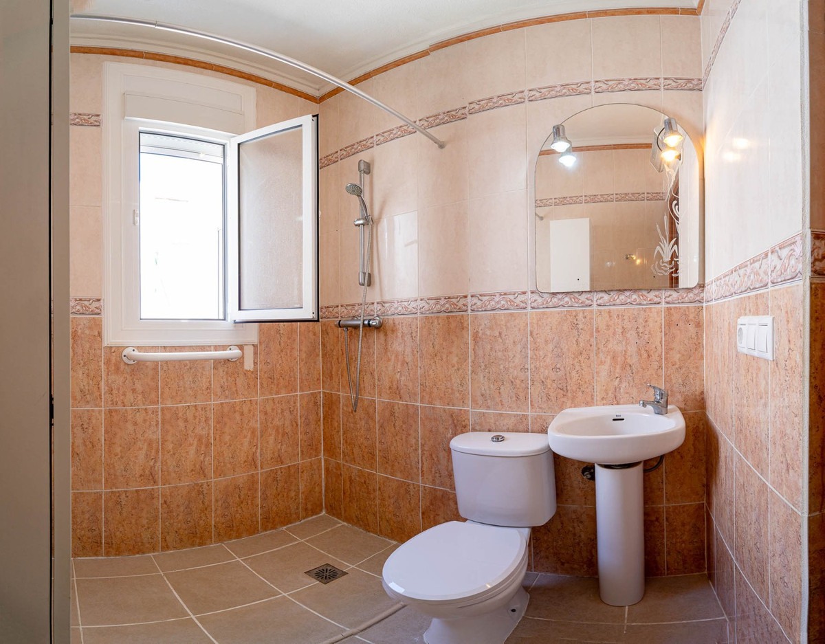 Anders te koop in Ciudad Quesada | 2 slaapkamers H5432467