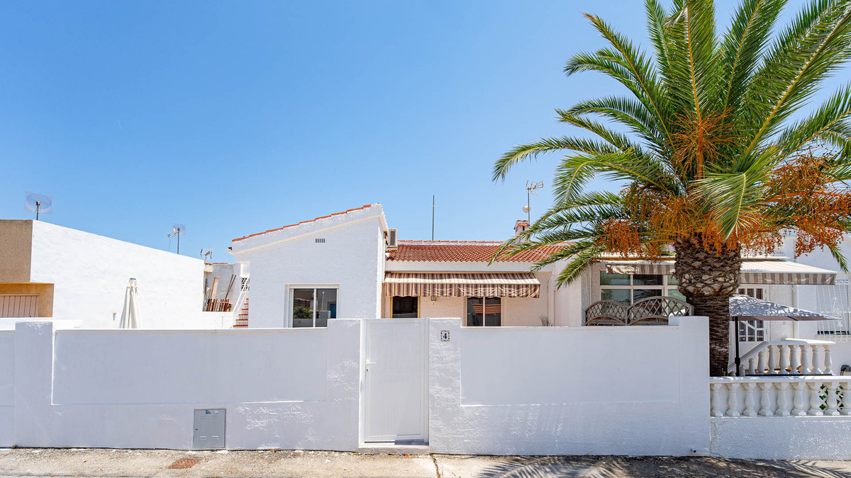 Anders te koop in Ciudad Quesada | 2 slaapkamers H5432467