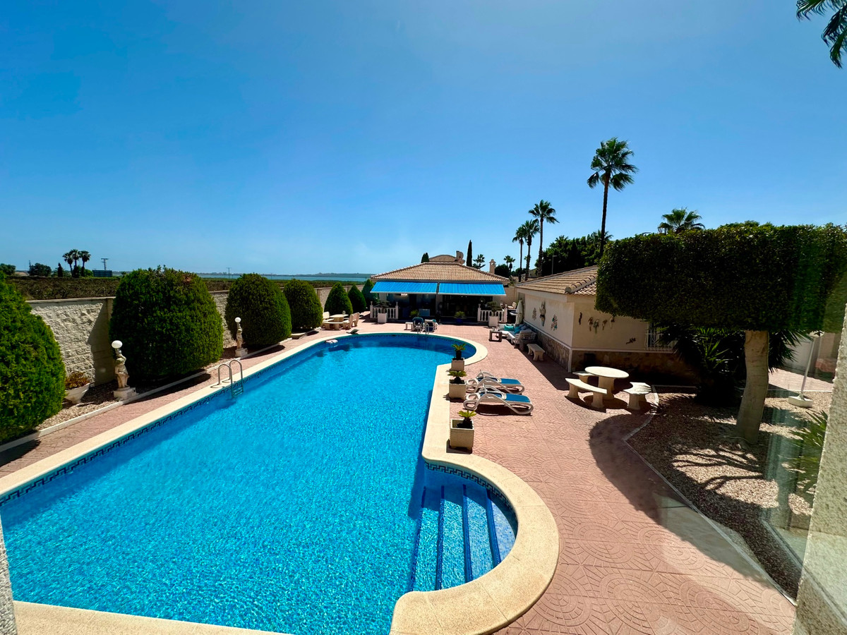 Appartement te koop in Ciudad Quesada | 6 slaapkamers H5480992