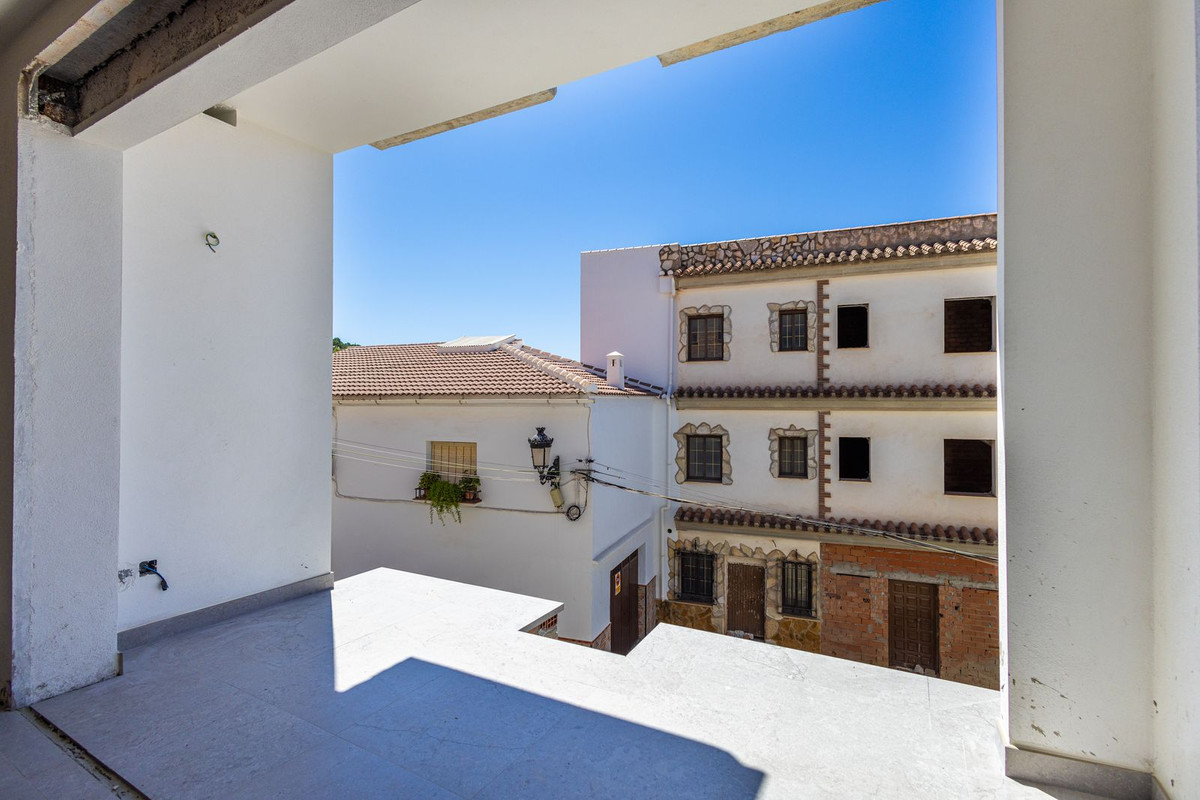 Property main view 4