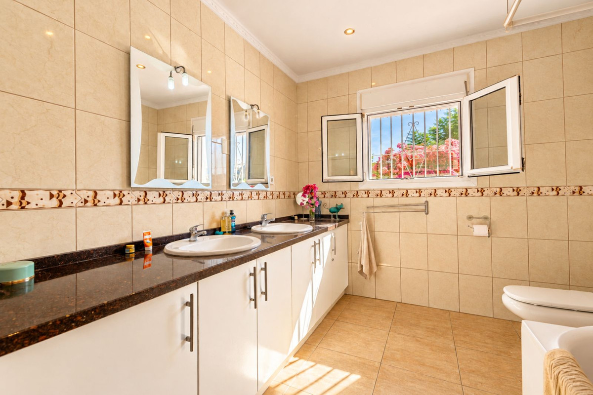 Property main view 33