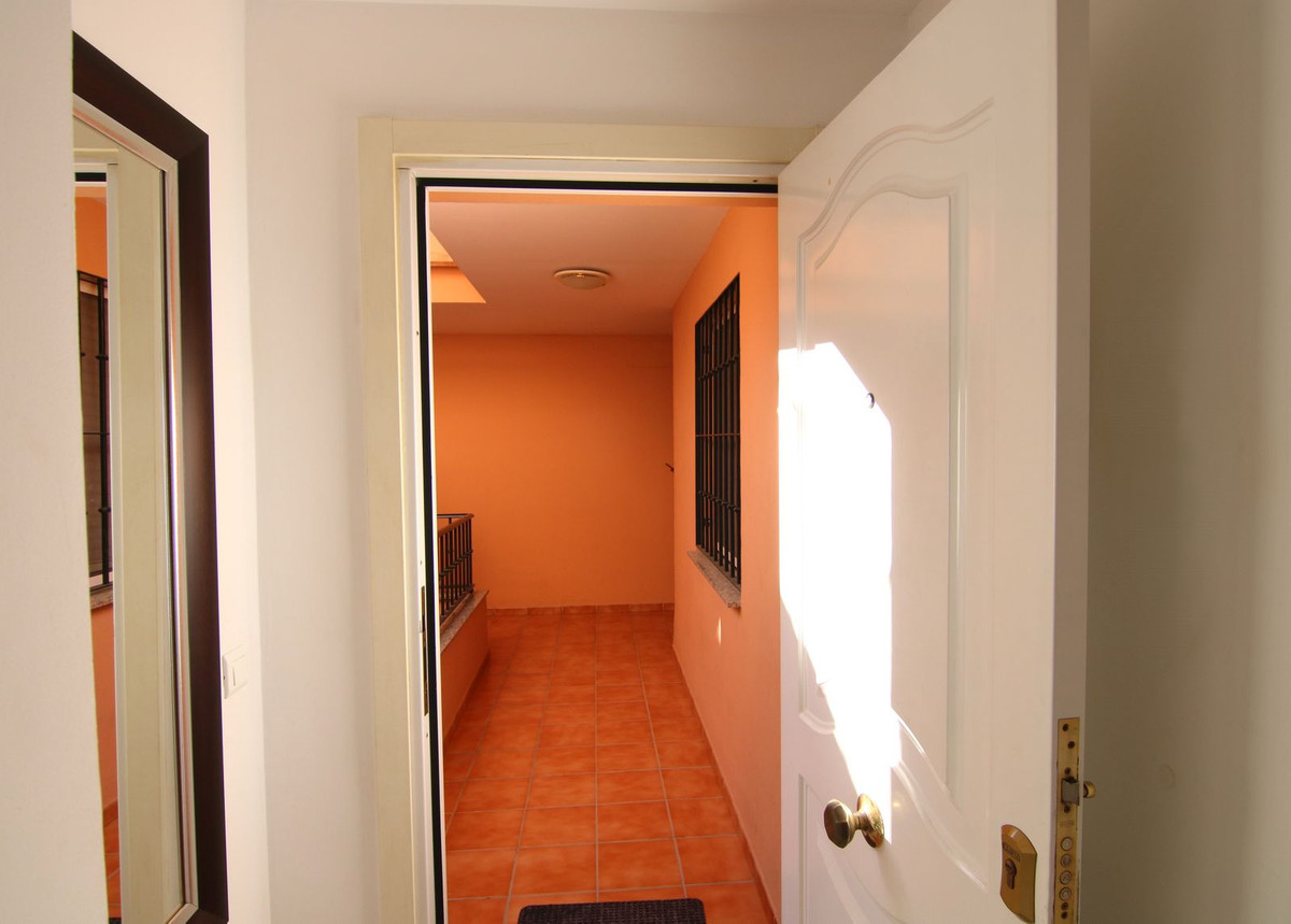 Appartement te koop in Coín | 2 slaapkamers H5051266
