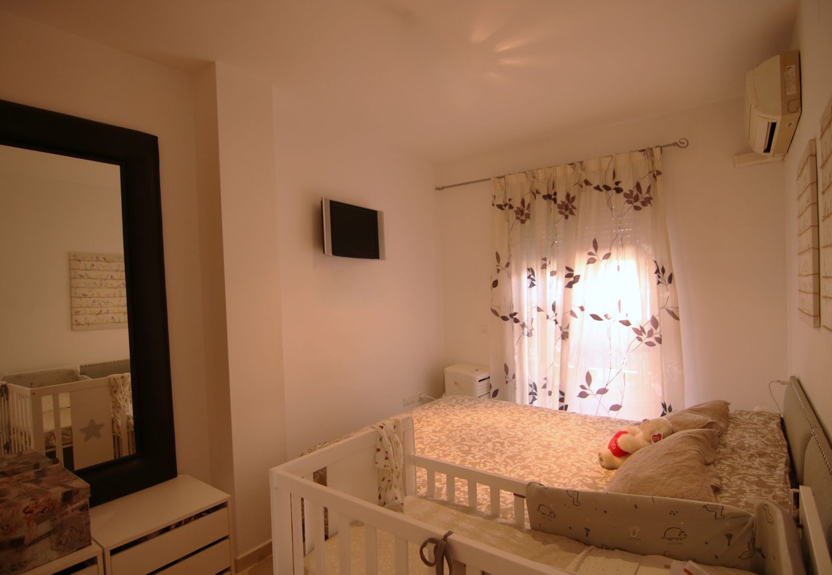 Appartement te koop in Coín | 2 slaapkamers H5051266
