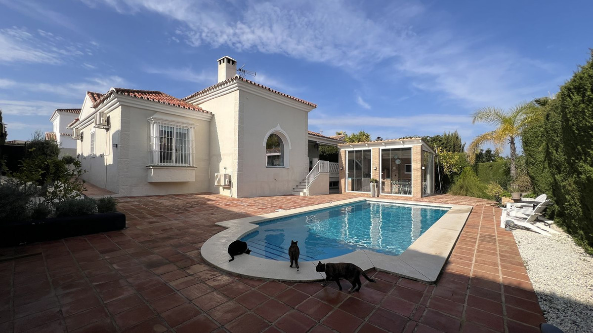 Vrijstaande Villa te koop in Coín | 3 slaapkamers H5117812