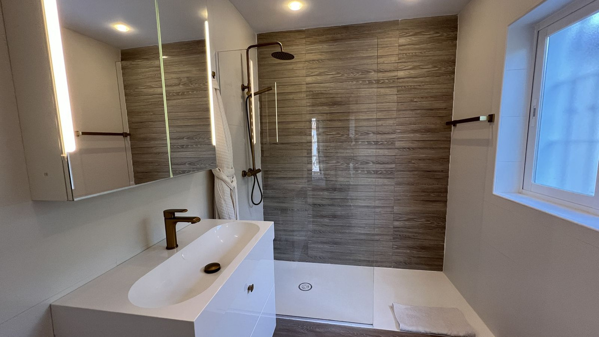 Vrijstaande Villa te koop in Coín | 3 slaapkamers H5117812