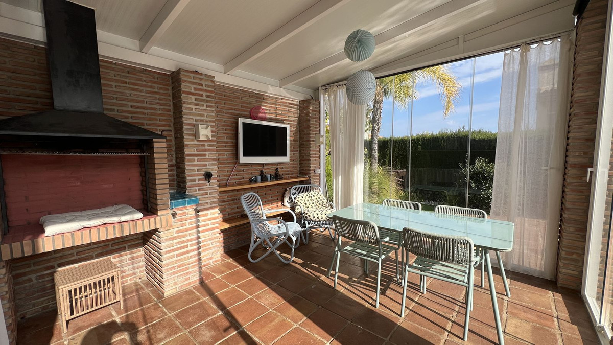 Vrijstaande Villa te koop in Coín | 3 slaapkamers H5117812